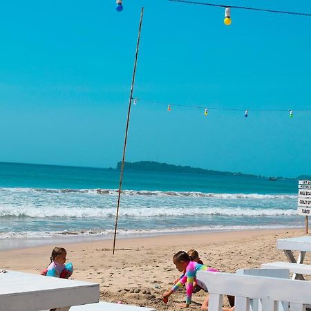 אופוואלי Alfresco Beach Hotel מראה חיצוני תמונה